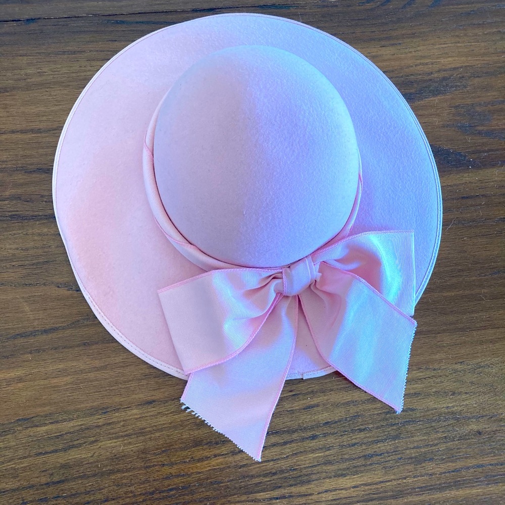 Adorable Bernard hat